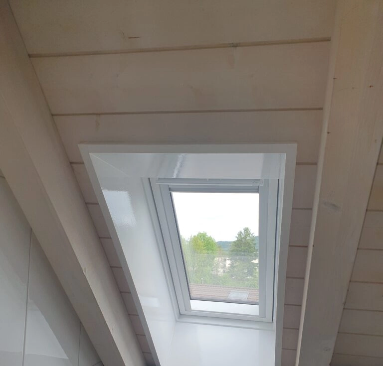 Fensterfutter nachher / 10 Punkte um Fensterrahmen neu Zu lackieren – sauber gemacht